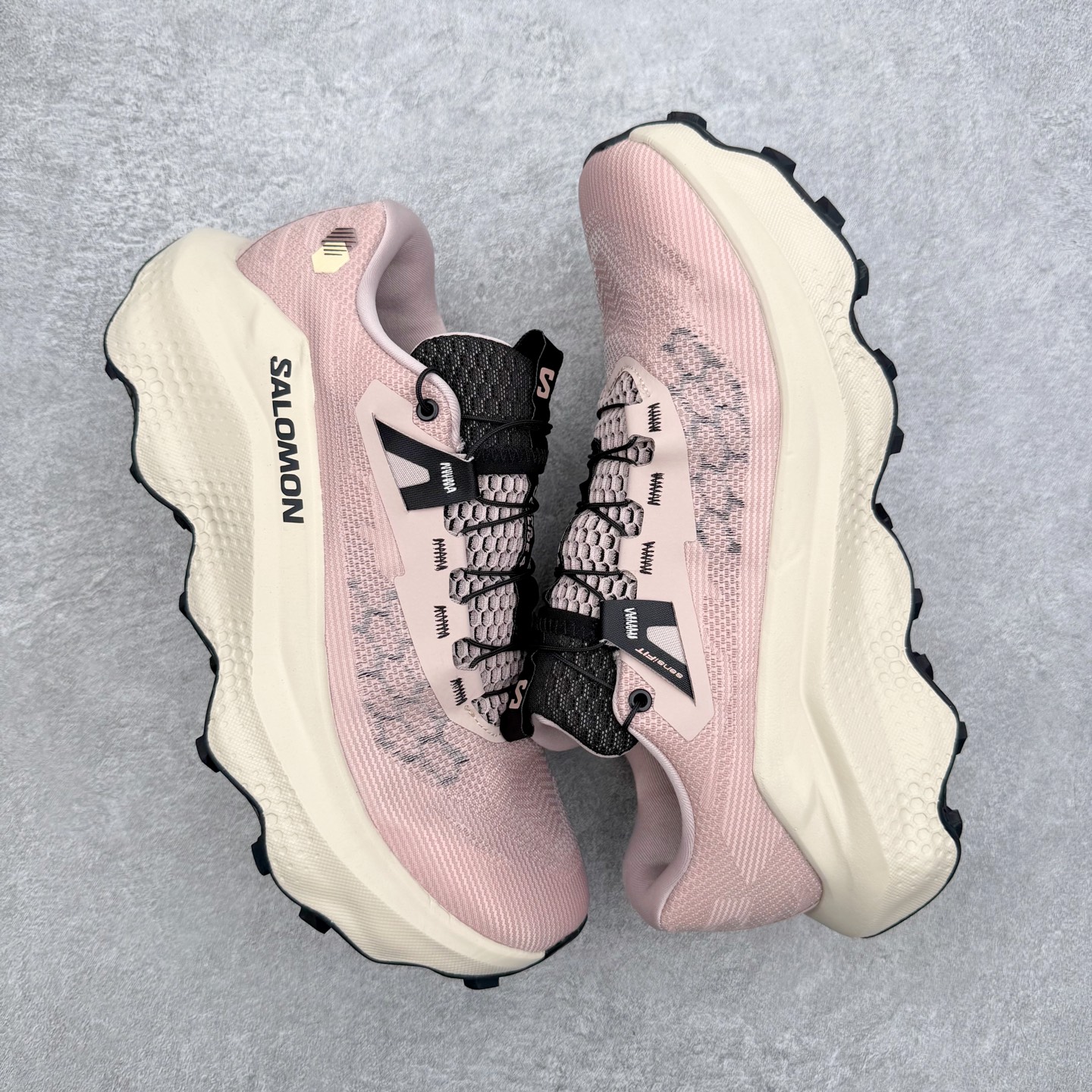 SALOMON萨洛蒙 ULTRA GLIDE 4 减震轻便透气舒适全地形 越野跑鞋 SALOMON诞生于