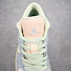 Air Jordan AJ1 Low 低帮 浅蓝黄 DC0774-108 终端优势供应 市面中低帮最具代 Air Jordan AJ1 Low 低帮 浅蓝黄 DC0774-108 终端优势供应 市面中低帮最具代