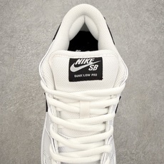 #YC纯原 NK SB Dunk Low 白黑 HF3704-100 实力大厂出品 新配色陆续开发 利润 #YC纯原 NK SB Dunk Low 白黑 HF3704-100 实力大厂出品 新配色陆续开发 利润