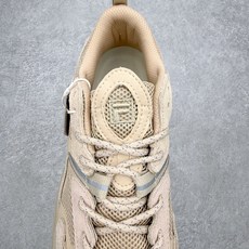 FILA斐乐 Mars 2 火星2.0 舒适百搭 低帮 生活休闲鞋 女款 FUSION 系列传承了 FI FILA斐乐 Mars 2 火星2.0 舒适百搭 低帮 生活休闲鞋 女款 FUSION 系列传承了 FI