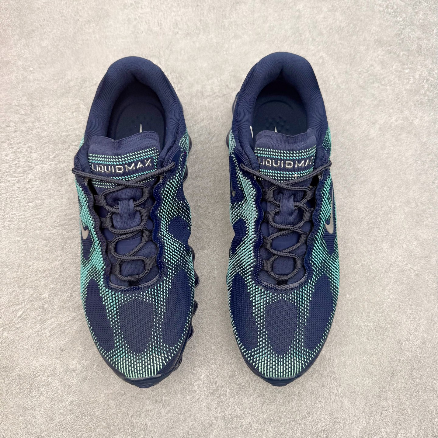 NK AIR LIQUID MAX 2026S 毒箭蛙新款气垫跑步鞋 Liquid Max 传承四十年 