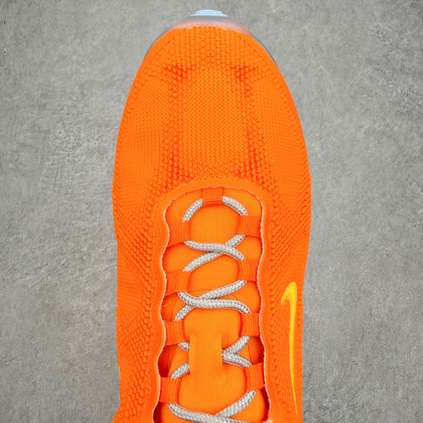 NK AIR LIQUID MAX 2026S 毒箭蛙新款气垫跑步鞋 Liquid Max 传承四十年 