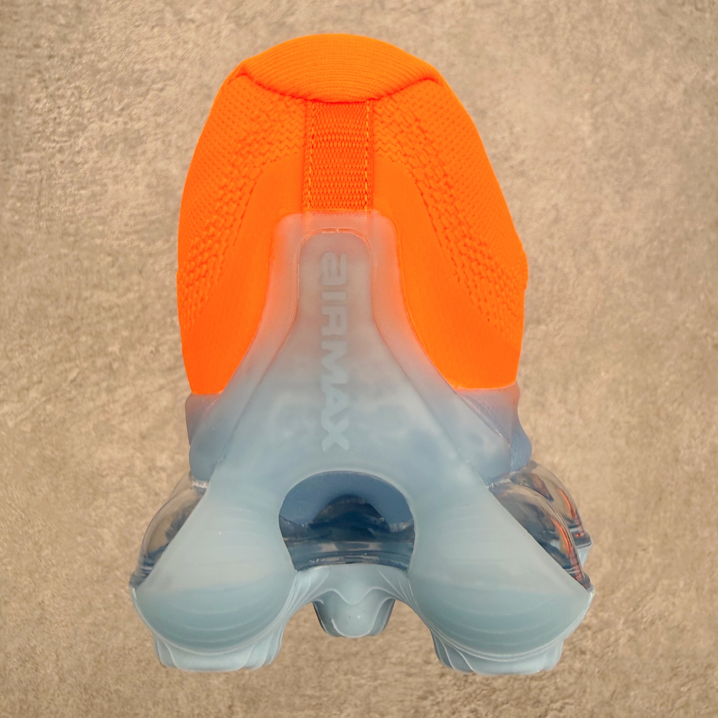NK AIR LIQUID MAX 2026S 毒箭蛙新款气垫跑步鞋 Liquid Max 传承四十年 