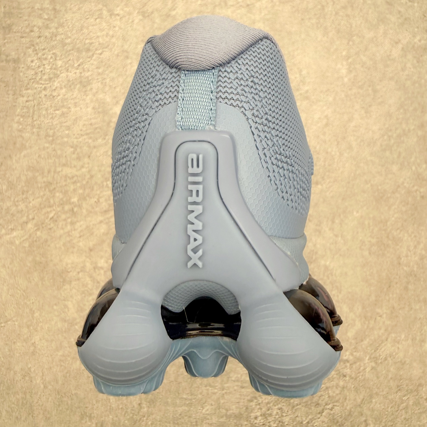 NK AIR LIQUID MAX 2026S 毒箭蛙新款气垫跑步鞋 Liquid Max 传承四十年 