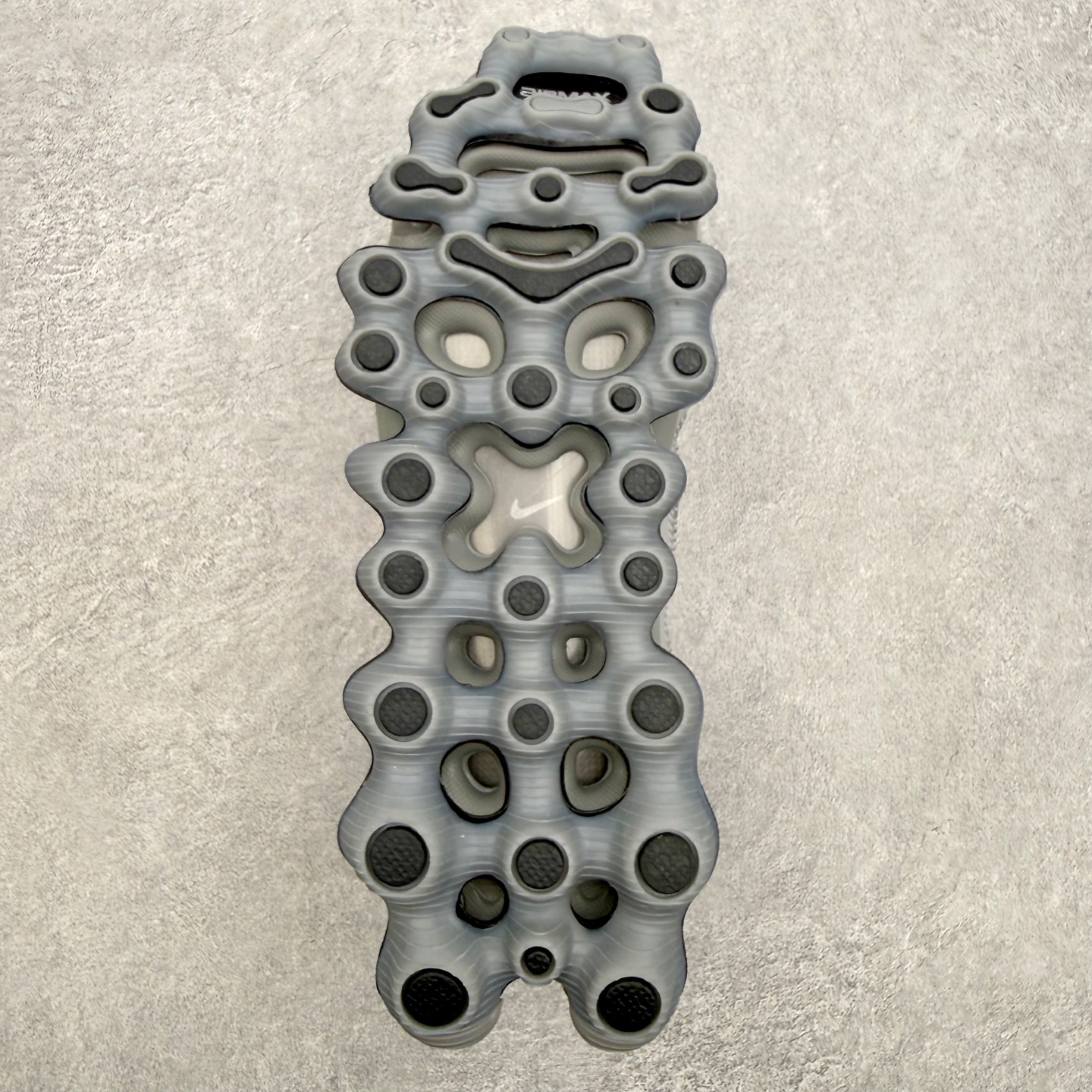 NK AIR LIQUID MAX 2026S 毒箭蛙新款气垫跑步鞋 Liquid Max 传承四十年 
