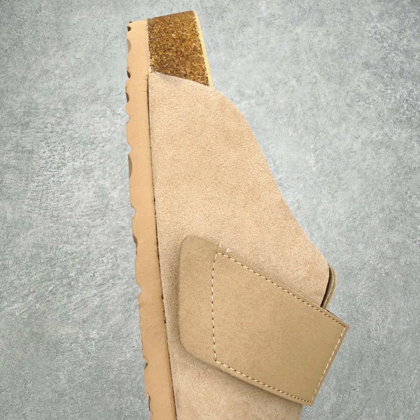 ＃GD广顶 Birkenstock Roma 勃肯绒面金属针扣软木底包头拖鞋 牛皮绒面革质地柔软 搭配可