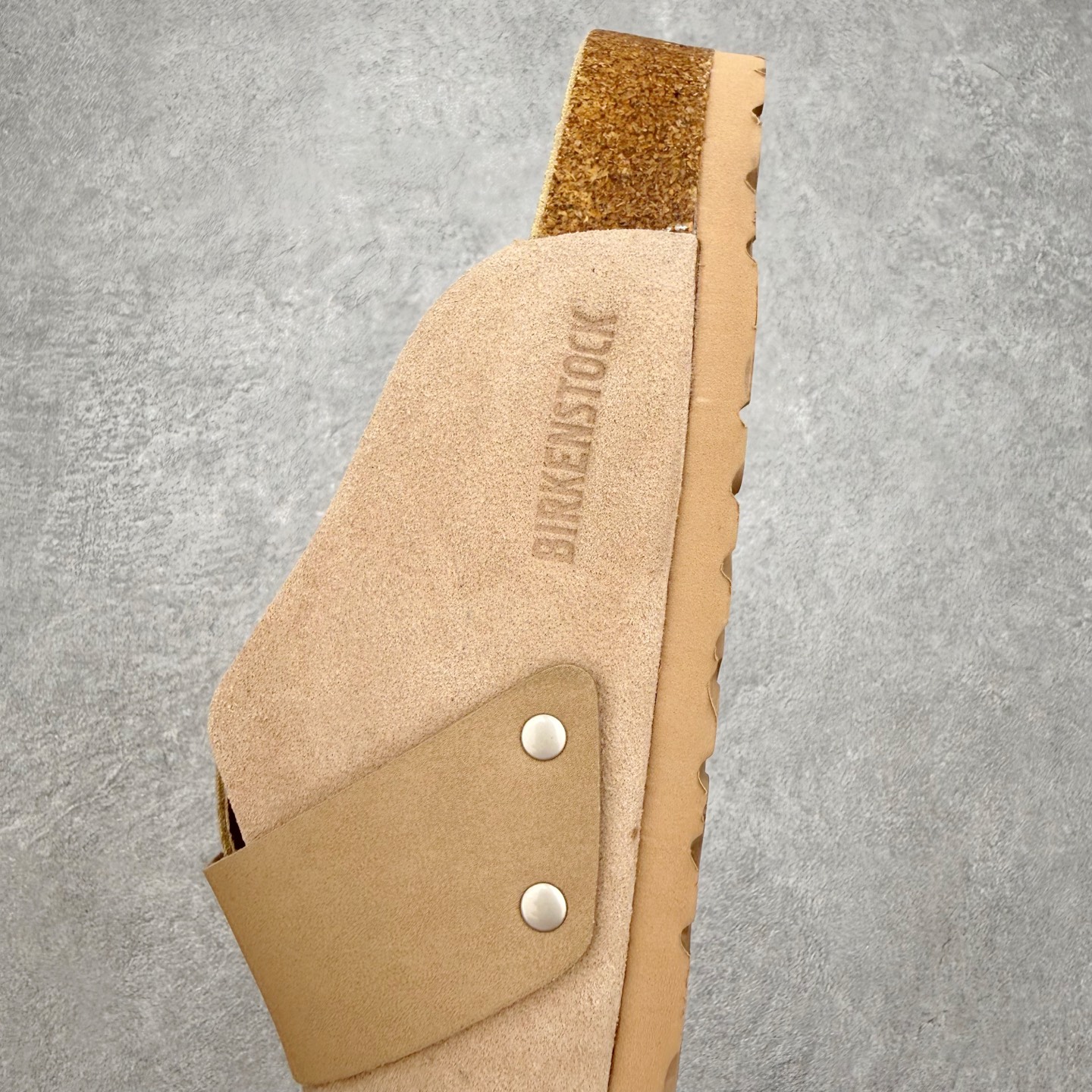 ＃GD广顶 Birkenstock Roma 勃肯绒面金属针扣软木底包头拖鞋 牛皮绒面革质地柔软 搭配可