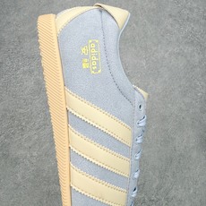 adidas originals ANFU 「安福」经典运动复古低帮生活休闲鞋 男女同款 KJ3956 adidas originals ANFU 「安福」经典运动复古低帮生活休闲鞋 男女同款 KJ3956