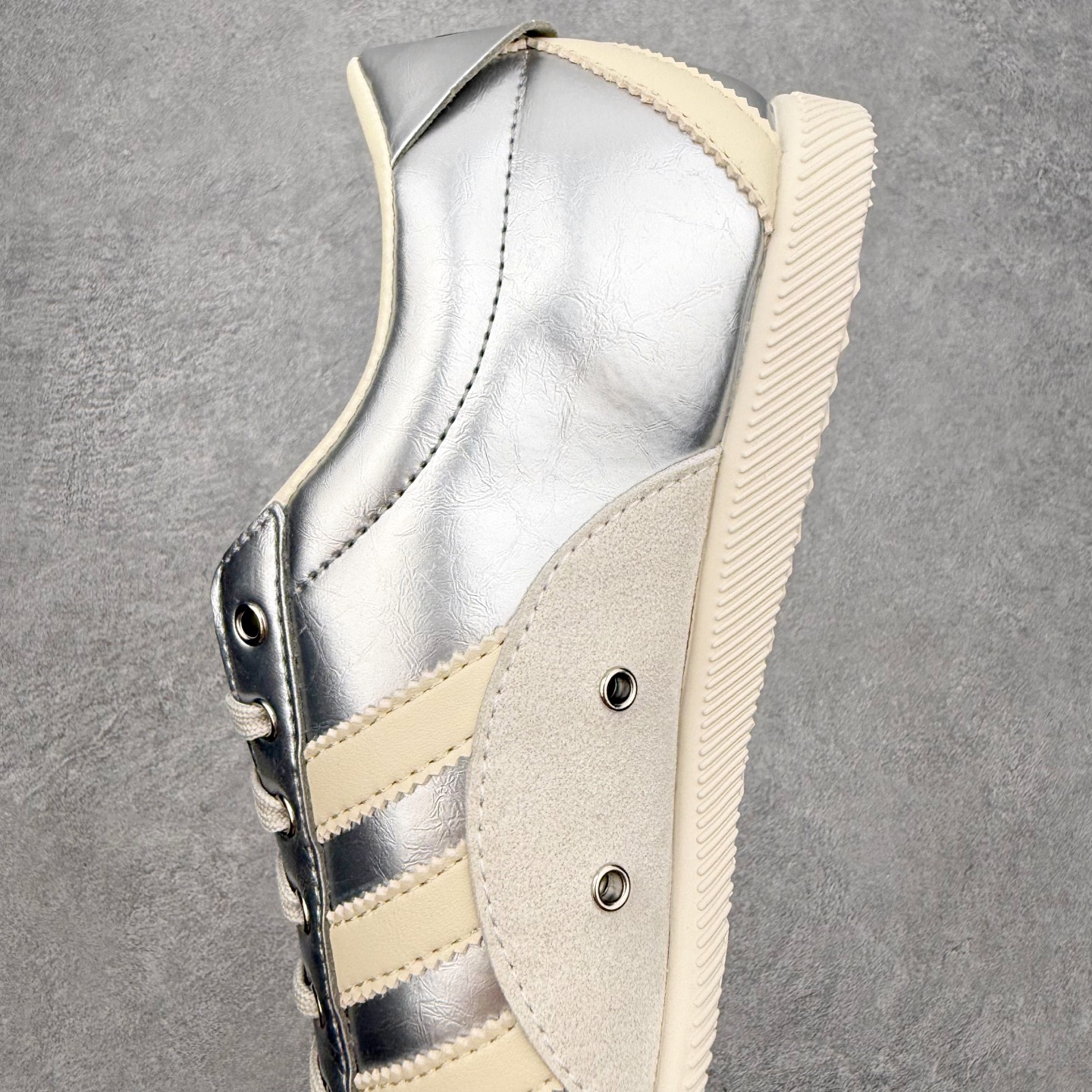 adidas originals ANFU 「安福」经典运动复古低帮生活休闲鞋 男女同款 KI7559 