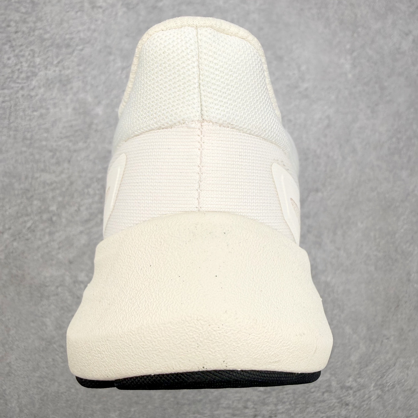 迪桑特DESCENTE Run Step Z-FOAM缓震 轻盈舒适柔软透气 低帮 休闲城市通勤 跑步鞋