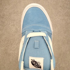 Vans Knu Skool 蓝白肥胖版立体大Logo 加厚鞋舌低帮复古休闲硫化面包鞋货号:VN000D Vans Knu Skool 蓝白肥胖版立体大Logo 加厚鞋舌低帮复古休闲硫化面包鞋货号:VN000D