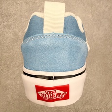 Vans Knu Skool 蓝白肥胖版立体大Logo 加厚鞋舌低帮复古休闲硫化面包鞋货号:VN000D Vans Knu Skool 蓝白肥胖版立体大Logo 加厚鞋舌低帮复古休闲硫化面包鞋货号:VN000D