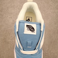 Vans Knu Skool 蓝白肥胖版立体大Logo 加厚鞋舌低帮复古休闲硫化面包鞋货号:VN000D Vans Knu Skool 蓝白肥胖版立体大Logo 加厚鞋舌低帮复古休闲硫化面包鞋货号:VN000D