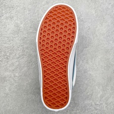 Vans Knu Skool 蓝白肥胖版立体大Logo 加厚鞋舌低帮复古休闲硫化面包鞋货号:VN000D Vans Knu Skool 蓝白肥胖版立体大Logo 加厚鞋舌低帮复古休闲硫化面包鞋货号:VN000D
