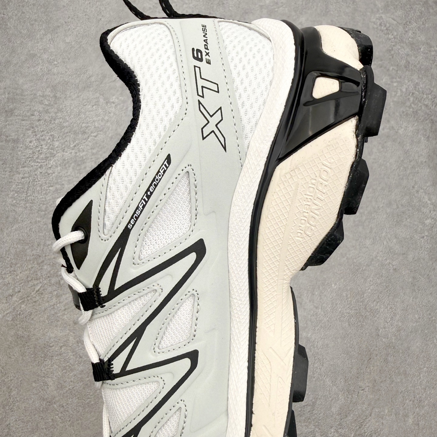 ＃纯原福利‼️Salomon 萨洛蒙 XT-6 复古机能户外跑鞋 这双XT-6 鞋面以锯齿状的包裹系统呈