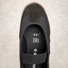 Converse Run Star Trainer复古松紧带 芭蕾风玛丽珍德训鞋鞋型设计采用浅口芭蕾鞋轮 Converse Run Star Trainer复古松紧带 芭蕾风玛丽珍德训鞋鞋型设计采用浅口芭蕾鞋轮