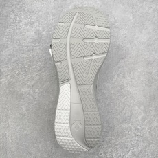 #HP 迪桑特DESCENTE RUNNING系列 Z-FOAM缓震透气轻便 跑步鞋 男款 DESCEN #HP 迪桑特DESCENTE RUNNING系列 Z-FOAM缓震透气轻便 跑步鞋 男款 DESCEN