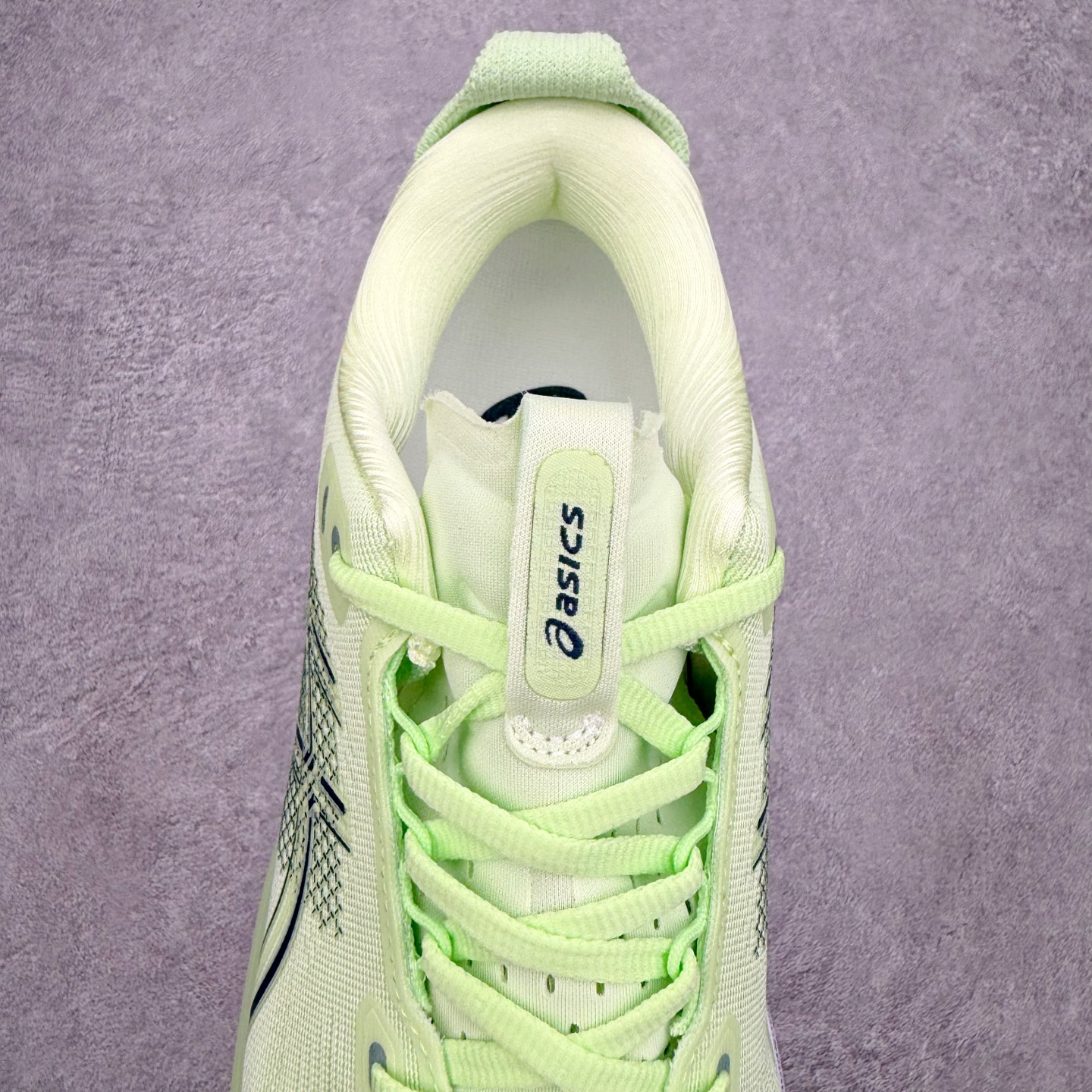 ASICS GEL-KAYANO 33 舒适贴合透气支撑回弹跑步鞋 ASICS（亚瑟士）是日本实业家鬼冢