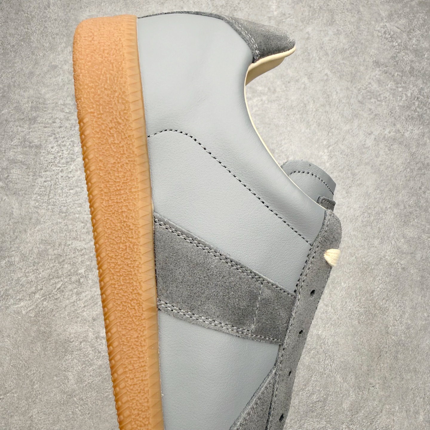 ＃GD广顶 Maison Margiela Calfskin Replica 马吉拉复古低帮时尚德训鞋 