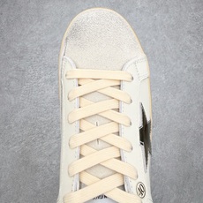 Golden Goose Super-Star GGDB 小脏鞋休闲时尚板鞋 设计有一种不修边幅的酷感 Golden Goose Super-Star GGDB 小脏鞋休闲时尚板鞋 设计有一种不修边幅的酷感