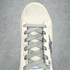 Golden Goose Super-Star GGDB 小脏鞋休闲时尚板鞋 设计有一种不修边幅的酷感 Golden Goose Super-Star GGDB 小脏鞋休闲时尚板鞋 设计有一种不修边幅的酷感