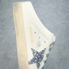 Golden Goose Super-Star GGDB 小脏鞋休闲时尚板鞋 设计有一种不修边幅的酷感 Golden Goose Super-Star GGDB 小脏鞋休闲时尚板鞋 设计有一种不修边幅的酷感