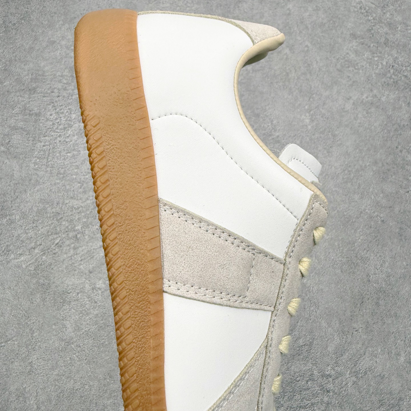 ＃TG Maison Margiela Calfskin Replica 马吉拉复古低帮时尚德训鞋 上万
