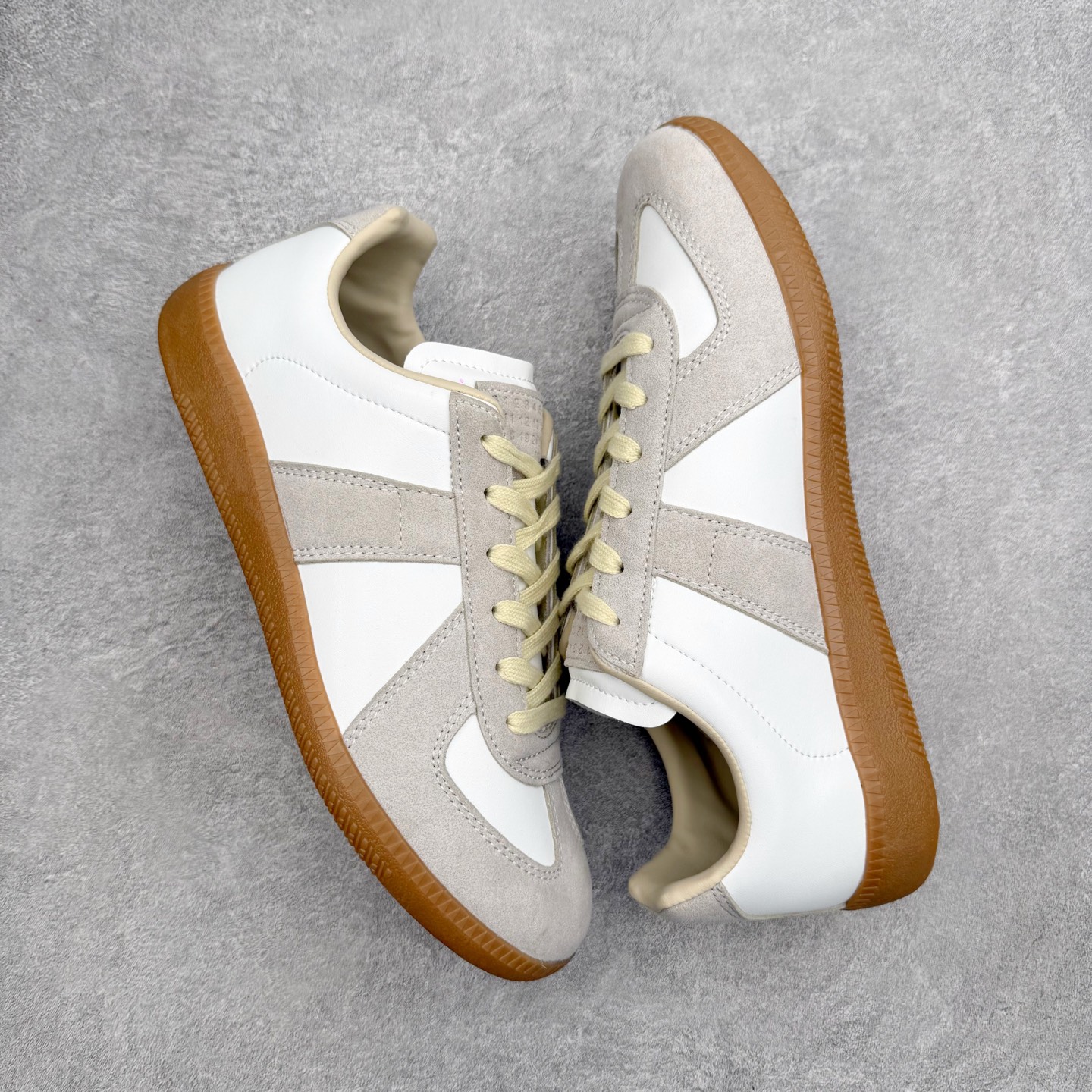 ＃TG Maison Margiela Calfskin Replica 马吉拉复古低帮时尚德训鞋 上万