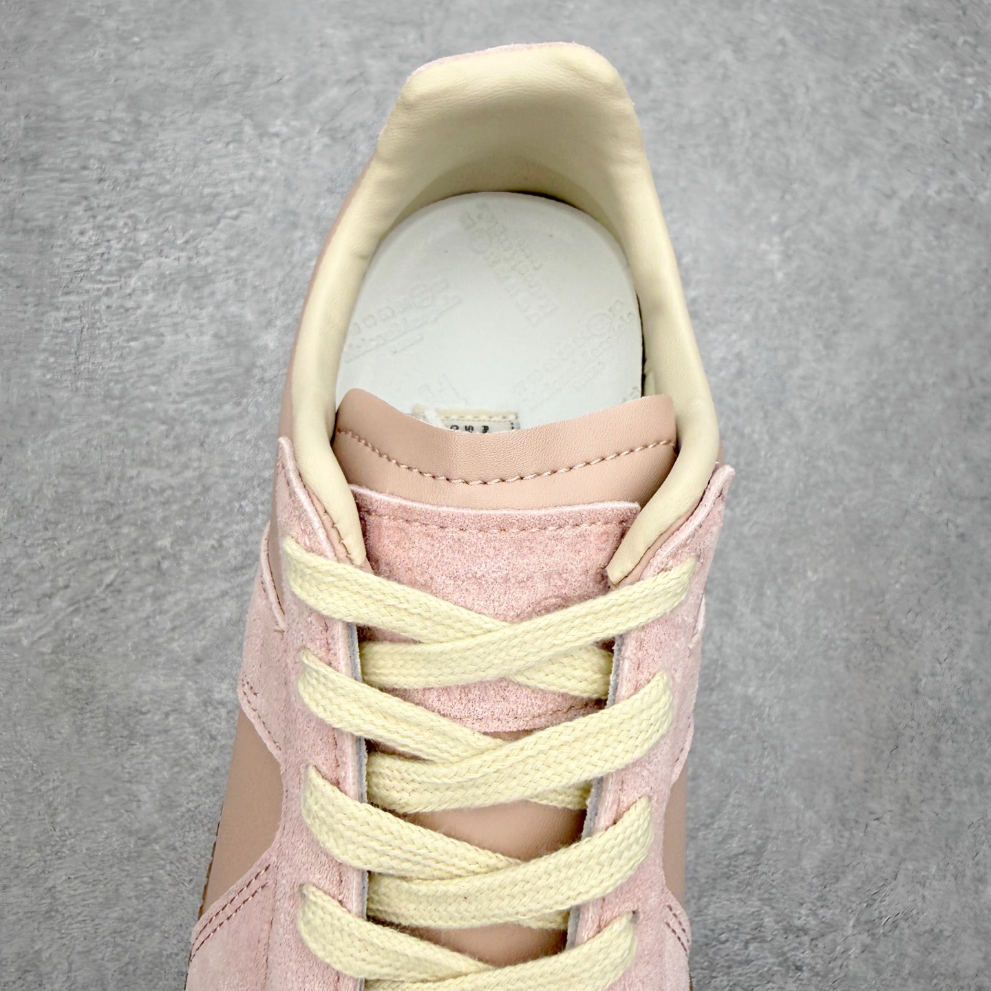 ＃TG Maison Margiela Calfskin Replica 马吉拉复古低帮时尚德训鞋 上万