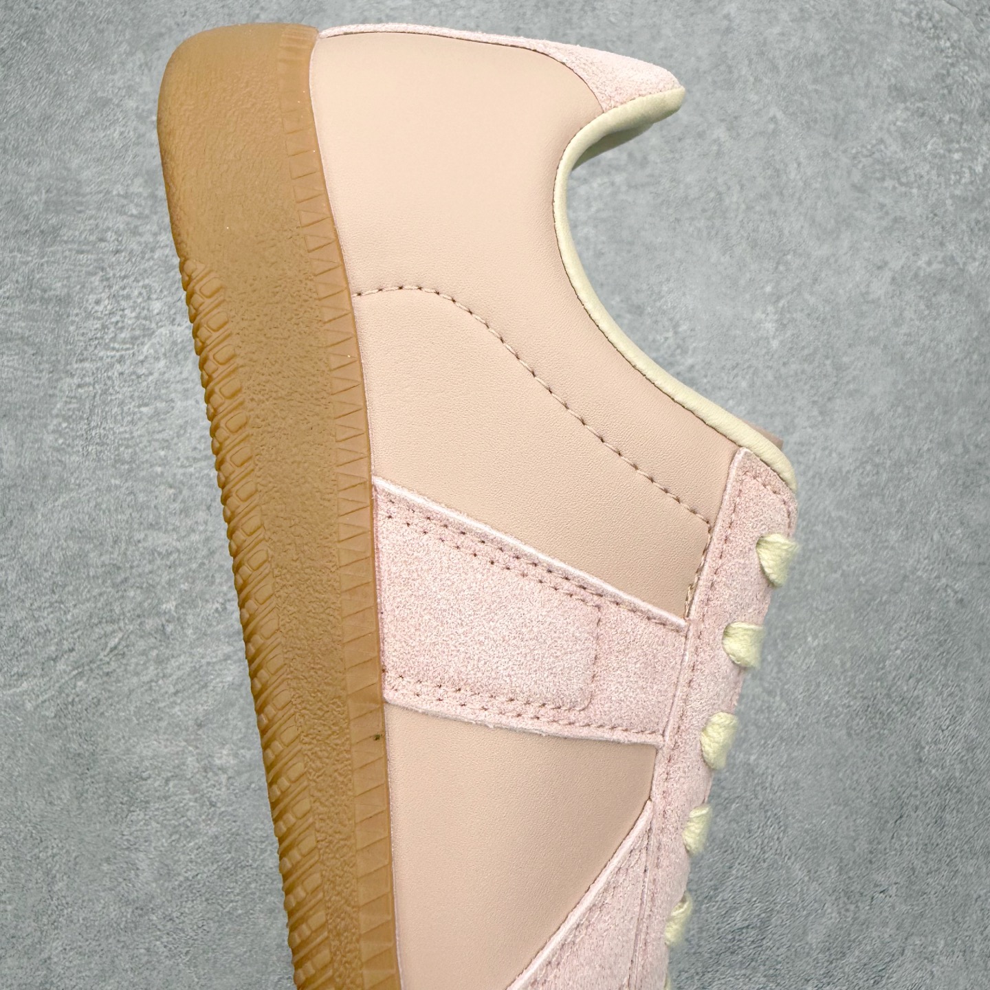 ＃TG Maison Margiela Calfskin Replica 马吉拉复古低帮时尚德训鞋 上万