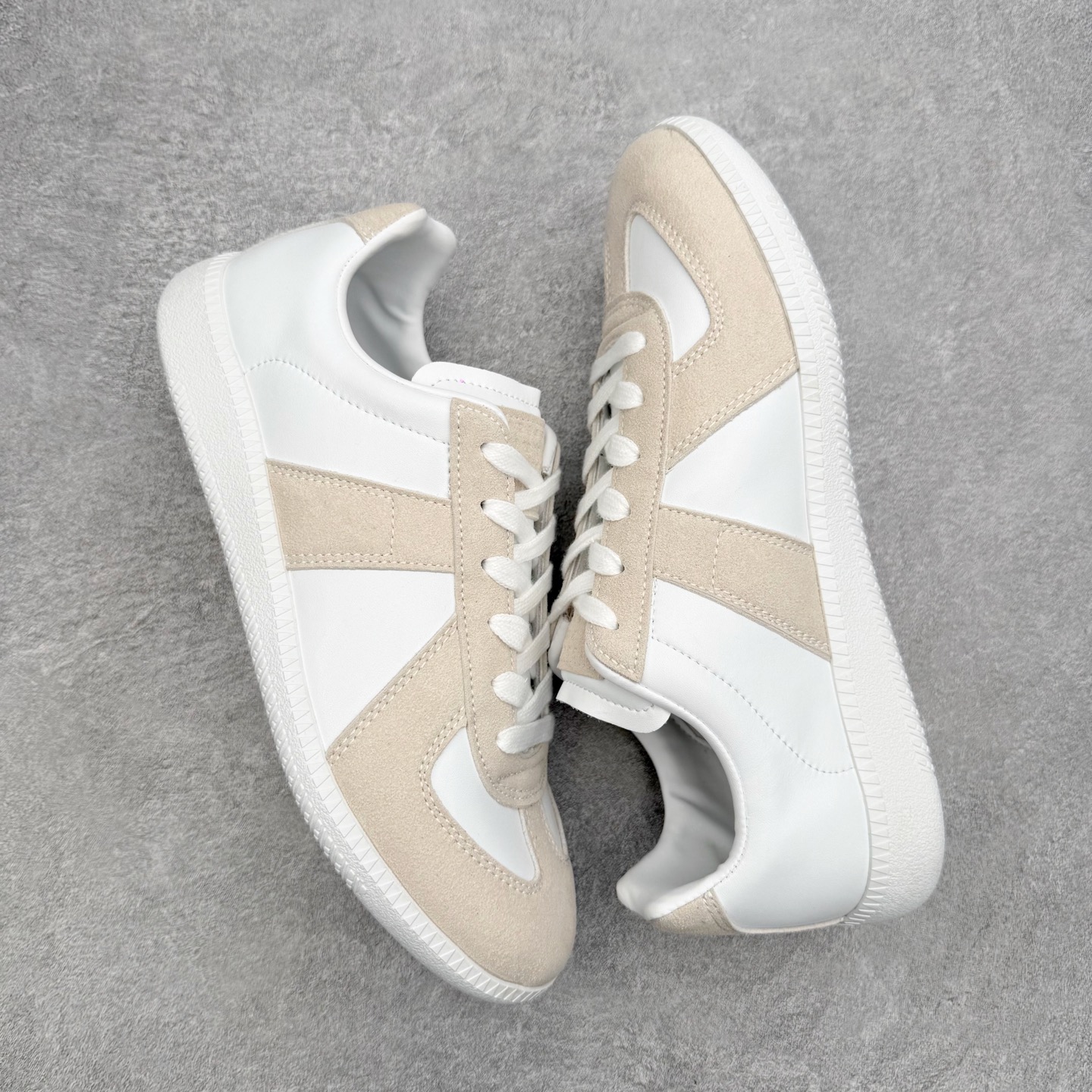 ＃TG Maison Margiela Calfskin Replica 马吉拉复古低帮时尚德训鞋 上万