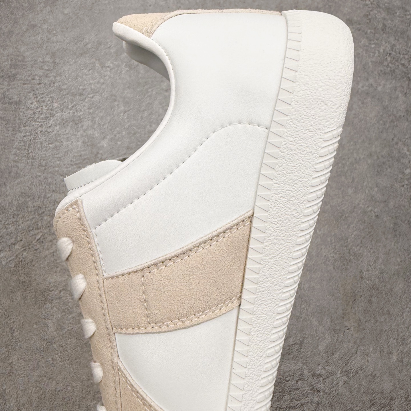 ＃TG Maison Margiela Calfskin Replica 马吉拉复古低帮时尚德训鞋 上万