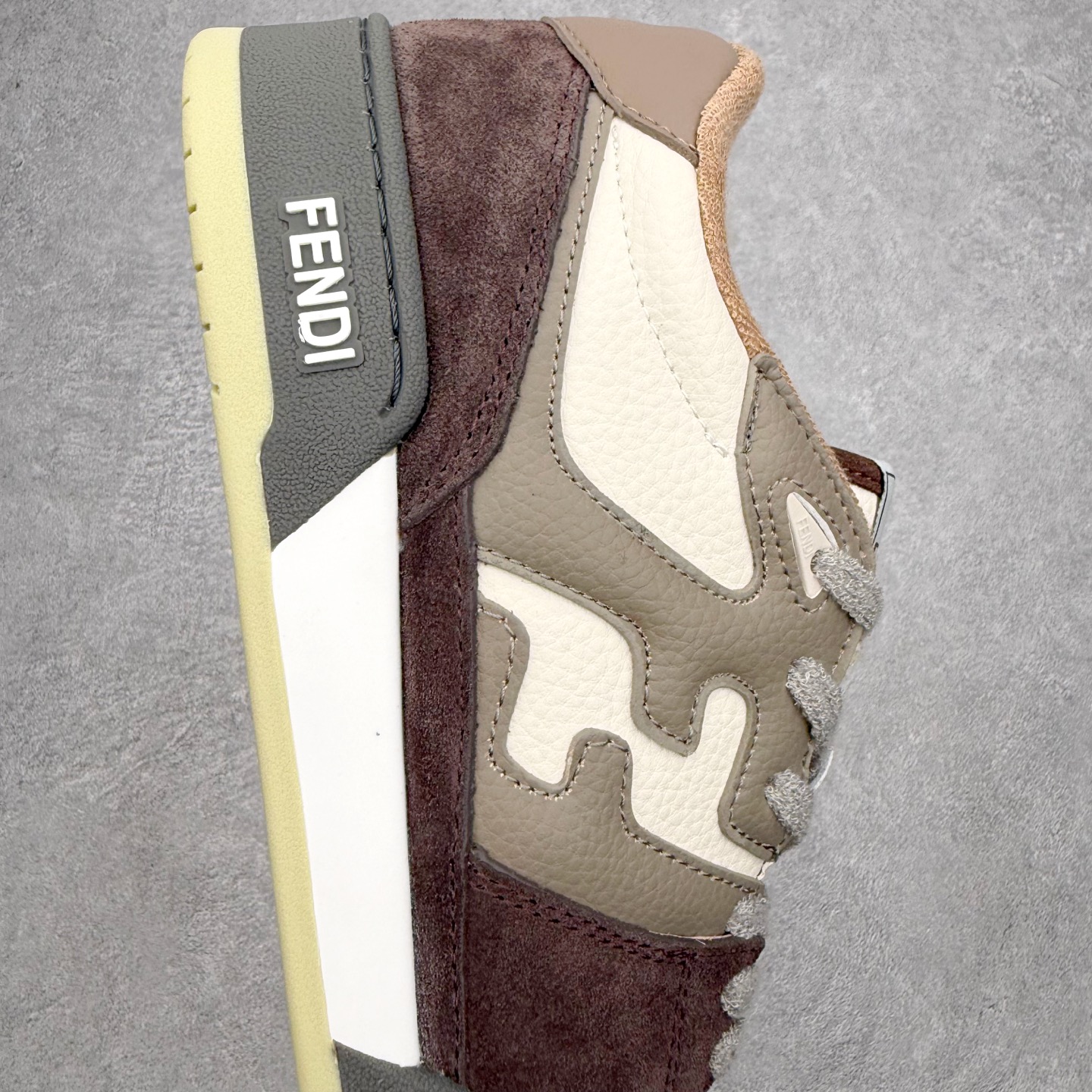 ＃TG FENDI 芬迪 Match sneaters低帮运动鞋 独家定制 选用优质材料，精细制作。经典