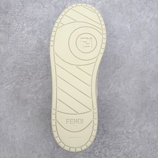 #TG FENDI 芬迪 Match sneaters低帮运动鞋 独家定制 选用优质材料,精细制作。经典 #TG FENDI 芬迪 Match sneaters低帮运动鞋 独家定制 选用优质材料,精细制作。经典