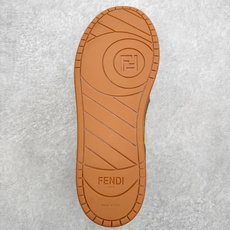 #TG FENDI 芬迪 Match sneaters低帮运动鞋 独家定制 选用优质材料,精细制作。经典 #TG FENDI 芬迪 Match sneaters低帮运动鞋 独家定制 选用优质材料,精细制作。经典