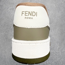 #TG FENDI 芬迪 Match sneaters低帮运动鞋 独家定制 选用优质材料,精细制作。经典 #TG FENDI 芬迪 Match sneaters低帮运动鞋 独家定制 选用优质材料,精细制作。经典