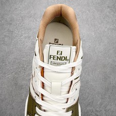#TG FENDI 芬迪 Match sneaters低帮运动鞋 独家定制 选用优质材料,精细制作。经典 #TG FENDI 芬迪 Match sneaters低帮运动鞋 独家定制 选用优质材料,精细制作。经典