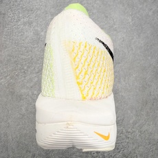 #纯原福利‼️NK Zoom VaporFly Next 3% 编织飞线马拉松三代超级休运动跑鞋 泰光z #纯原福利‼️NK Zoom VaporFly Next 3% 编织飞线马拉松三代超级休运动跑鞋 泰光z