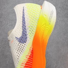 #纯原福利‼️NK Zoom VaporFly Next 3% 编织飞线马拉松三代超级休运动跑鞋 泰光z #纯原福利‼️NK Zoom VaporFly Next 3% 编织飞线马拉松三代超级休运动跑鞋 泰光z