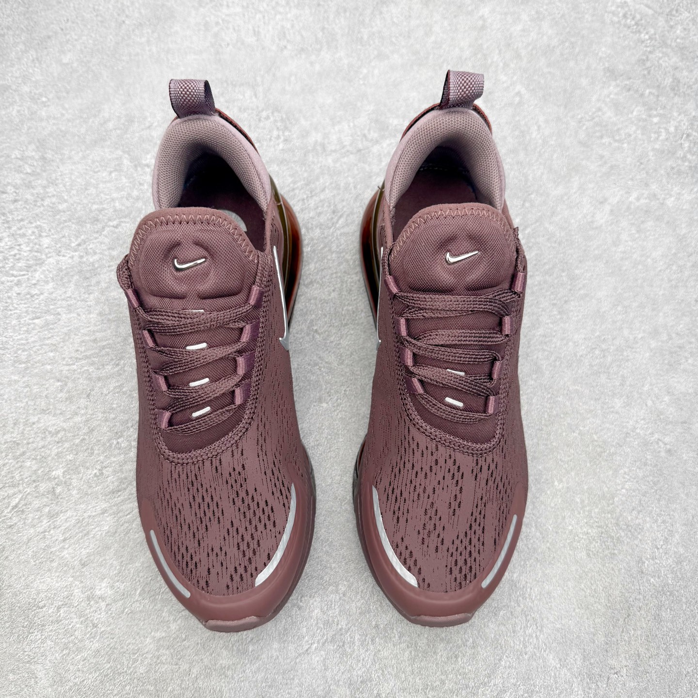 ＃QD纯原 NK Air Max 270 Premium 潮流舒适贴合气垫跑步鞋 IO9883-500 