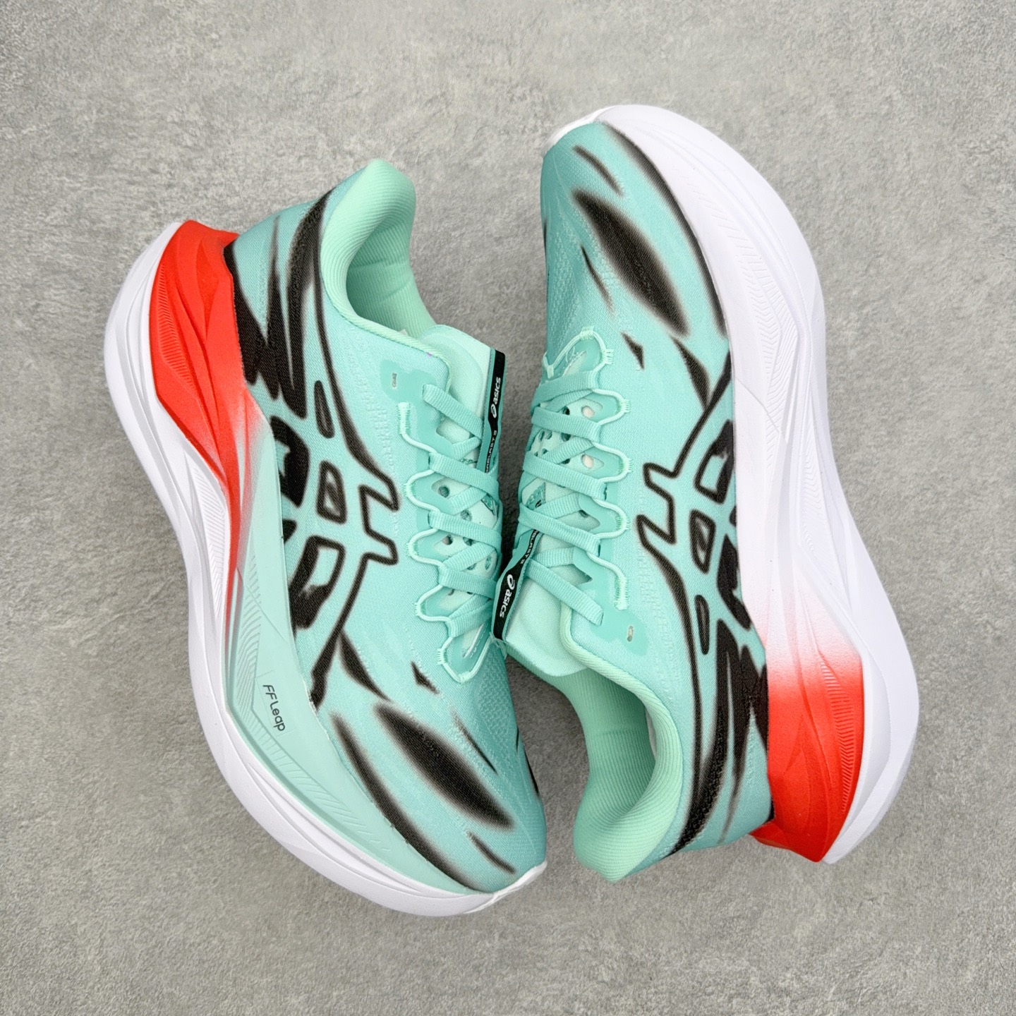 ＃XN ASICS NOVABLAST 5 舒适百搭低帮马拉松训练竞速跑步鞋 ASICS（亚瑟士）是日本