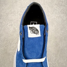 Vans Sk8-Low PROANTIHERO 合作款 专业滑板鞋面采用高饱和度克莱因宝蓝色麂皮拼接帆 Vans Sk8-Low PROANTIHERO 合作款 专业滑板鞋面采用高饱和度克莱因宝蓝色麂皮拼接帆