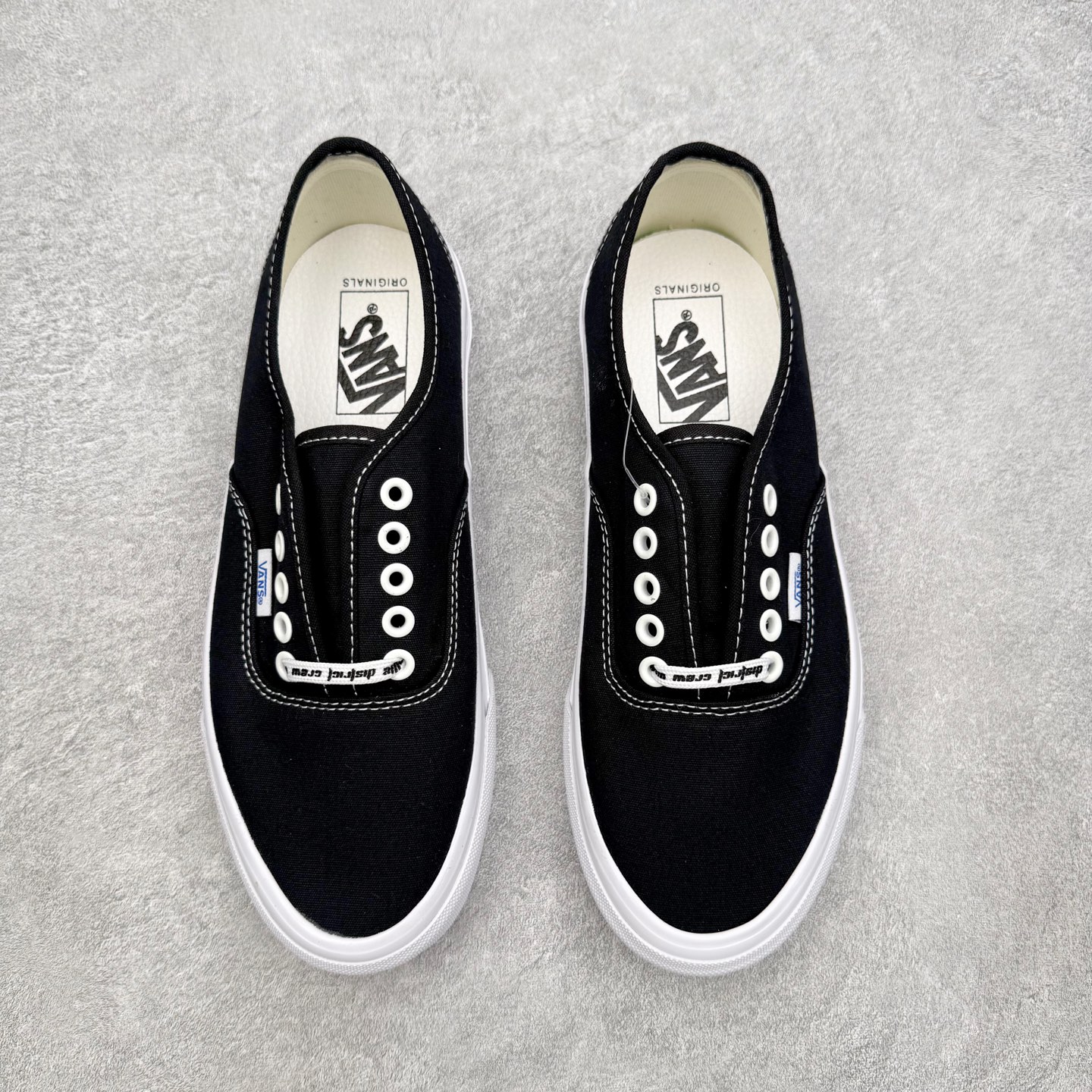 Vans Authentic Vault Og 黑白高端支线以更加复古的版型推出了全新的Original