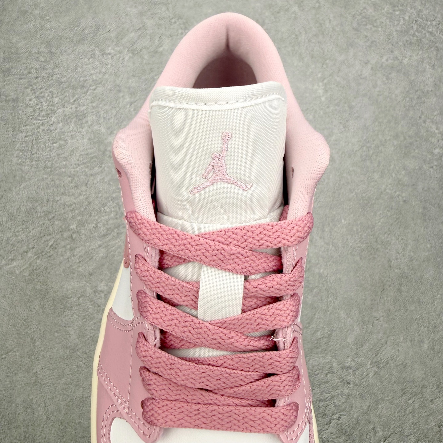 ＃DT纯原 Air Jordan AJ1 Low 低帮 粉白 DC0774-607 终端优势供应 市面中