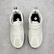 迪桑特DESCENTE Running EASE AIR WIRE缓震透气轻便 跑步鞋 男款 DESCE 迪桑特DESCENTE Running EASE AIR WIRE缓震透气轻便 跑步鞋 男款 DESCE
