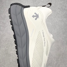 迪桑特DESCENTE Running EASE AIR WIRE缓震透气轻便 跑步鞋 男款 DESCE 迪桑特DESCENTE Running EASE AIR WIRE缓震透气轻便 跑步鞋 男款 DESCE