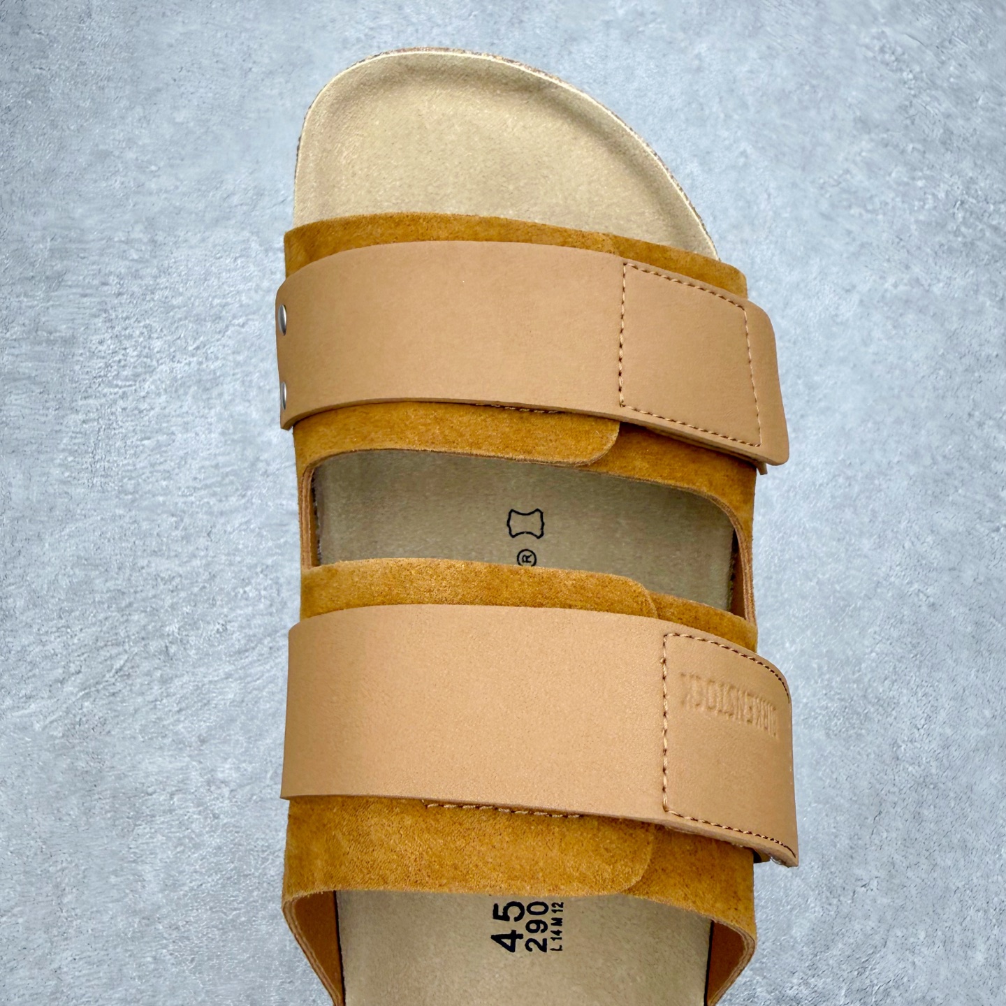 ＃GD广顶 Birkenstock Roma 勃肯绒面金属针扣软木底拖鞋 牛皮绒面革质地柔软 搭配可调节