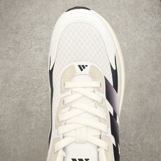 AD Hyperboost Edge 爆米花缓震舒适贴合跑步鞋 在 BOOST 之前冠以了 “HYPER AD Hyperboost Edge 爆米花缓震舒适贴合跑步鞋 在 BOOST 之前冠以了 “HYPER