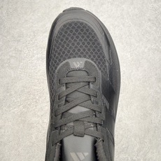 AD Hyperboost Edge 爆米花缓震舒适贴合跑步鞋 在 BOOST 之前冠以了 “HYPER AD Hyperboost Edge 爆米花缓震舒适贴合跑步鞋 在 BOOST 之前冠以了 “HYPER
