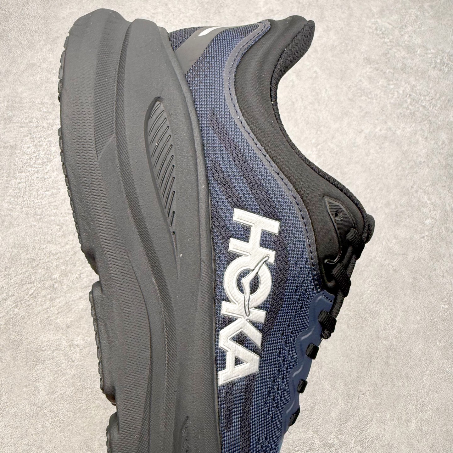 HOKA ONE ONE Bondi 9 WIDE 邦迪九代舒适防滑耐磨低帮休闲跑步鞋 HOKA ONE